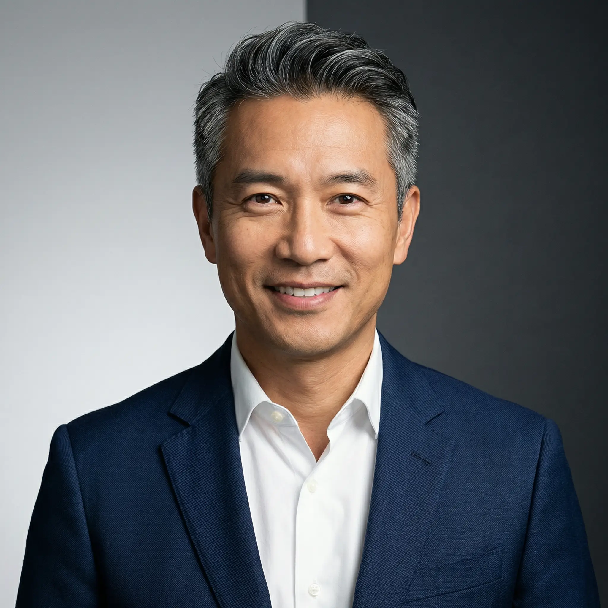 无限臀山影视总监陈志远